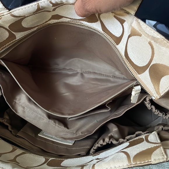 Coach diaper bag - Picture 7 of 10